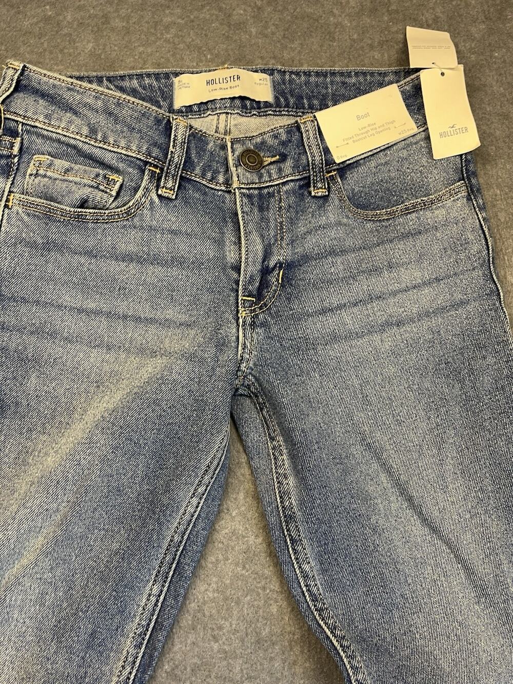 NEW WITH TAGS Hollister Low Rise Bootcut Jeans Women’s 0R W25 Y2K Medium Wash